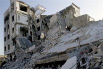 مقتل طفلتين سوريتين في لبنان بعد انهيار سقف منزل عليهما