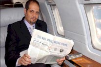 المحاكمة الثانية لرفيق خليفة لن تكشف حقيقة فضيحة القرن في الجزائر! 