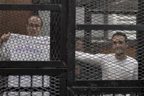 سجن معارضين يثير مخاوف من عودة الدولة الامنية في مصر