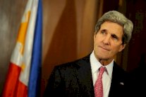 كيري يندد بتصنيف القاهرة الاخوان المسلمين تنظيمًا إرهابيًا