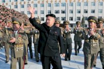 رئيس كوريا الشمالية يدعو الجيش إلى أن يكون مستعدًا للقتال 