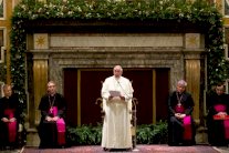 استعدادات في بيت لحم والبابا فرنسيس يترأس اول قداس لعيد الميلاد في حبريته