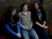 ناشطات بوسي رايوت مدافعات عن حرية المراة يعتمدن فن الاعتراض ضد بوتين