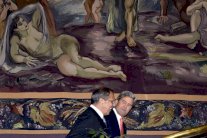 كيميائي سوريا: إلى روسيا مع الشكر... والتدمير!