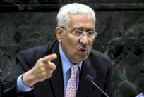 النسور يستعرض العمل في المشاريع الممولة من المنحة الخليجية