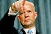 بريطانيا تحدد ثلاثة محاور لدعم لبنان 