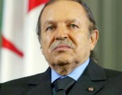  تغييرات في الحكومة والجيش تمهد لبقاء بوتفليقة