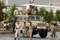قتيلان في اقتحام مسلحين لمقر عسكري في جنوب اليمن