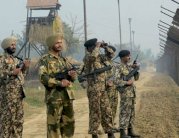 قوات الامن الهندية تقتل اثنين على الحدود مع باكستان