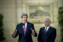 كيري يؤكد أن خطة السلام ستكون 