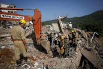 حصيلة انهيار مبنى في الهند ارتفعت الى 17 قتيلا