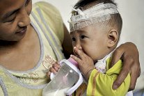 عصابة صينية تحقن اللحوم بمياه آسنة