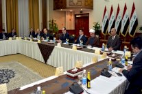 المالكي يتهم الأكراد بتعطيل الموازنة ويهددهم بتخفيض حصتهم فيها