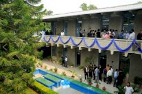  مخاوف من الأسلمة في أكبر جامعات باكستان