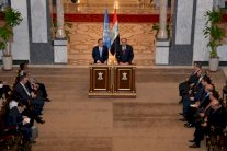 بان يلتقي بارزاني واللاجئين السوريين وظريف يبحث جنيف 2