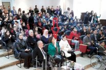 زغردة الوزيرة تثير الشارع الأردني .. !