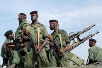 السودان يجرّد 54 من مقاتلي جنوب السودان من أسلحتهم