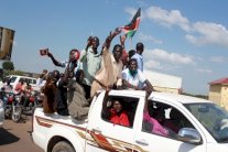 دولة جنوب السودان تعلن استعادة السيطرة على مدينة بنتيو النفطية 