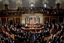 تحرك في الكونغرس لإنهاء تفويض الرئيس بشن الحرب في العراق 