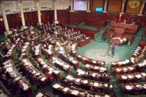 المجلس التأسيسي التونسي يستأنف مناقشة الدستور 