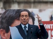 فتح تحقيق بحق برلوسكوني وروبي بتهمة رشوة شهود