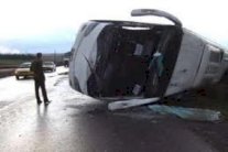 مصرع 21 شخصا في حادث انقلاب حافلة في تركيا