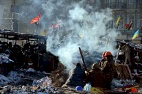 المعارضة الأوكرانية ترفض مغادرة الحواجز والرئيس مريض