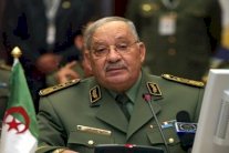 الجزائر تحذر من