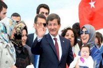 فضيحة تركيا: 180 جهاديًا مقابل الدبلوماسيين 