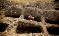 اكتشاف مقابر جماعية جديدة يعزز القلق حول الطلاب المفقودين في المكسيك