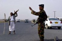 القاعدة تسيطر على مدينة العدين اليمنية بعد تقدم الحوثيين في المنطقة