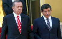 أردوغان وأوغلو: الأسد مجرم إرهابي على غرار داعش