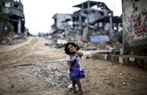 وفاة طفلة فلسطينية بعد ان دهسها مستوطن اسرائيلي