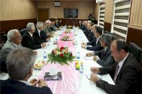 بارزاني يؤكد دعمه للإدارة الذاتية لأكراد سوريا عسكريًا وسياسيًا 