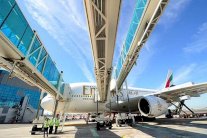 دبي حولت الخليج مركزًا عالميًا للطيران