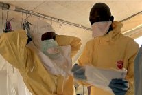 الصحة العالمية تحقق بفعالية مواجهتها لايبولا وتركز على مكافحته