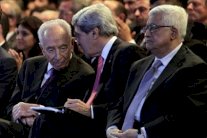  كيري يؤكد على 