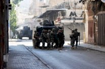 النصرة تعلن تأجيل «إعدام» أحد العسكريين اللبنانيين