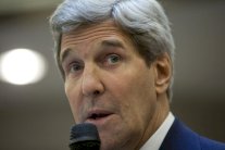 كيري يدعو ايران الى القيام بخيارات حاسمة في الاسابيع المقبلة