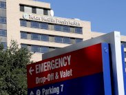 ممرضتا تكساس تتعافيان بعد الإصابة بإيبولا وإحداهما تغادر المستشفى