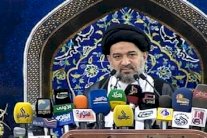 السيستاني يحذر من تفجيرات بكربلاء ويدعو لدعم المقاتلين ضد داعش 