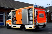 ألمانيا تطرح أول سيارة اسعاف ضد إيبولا