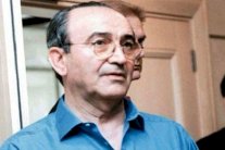 البنك العربي يطعن: لم نموّل حماس