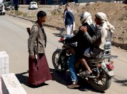 وفاة شاب فرنسي مغربي اصيب عند حاجز للحوثيين في صنعاء