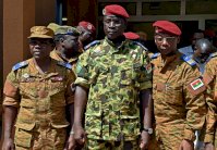 السلطات الجديدة في بوركينا فاسو تعيد حركة الطيران