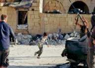 تسجيل الفيديو لطفل سوري ينقذ طفلة من رصاص القناصة مفبرك