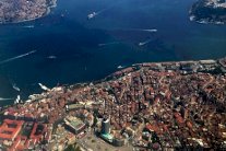  تعرض بحارة اميركيين لاعتداء بايدي شباب قوميين في تركيا