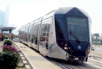 دبي تخلّد أرقام بنيتها التحتية