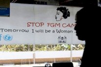 تبرئة طبيب تحبط جهود مكافحة الختان في مصر