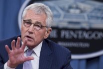 أوباما يقبل استقالة وزير دفاعه